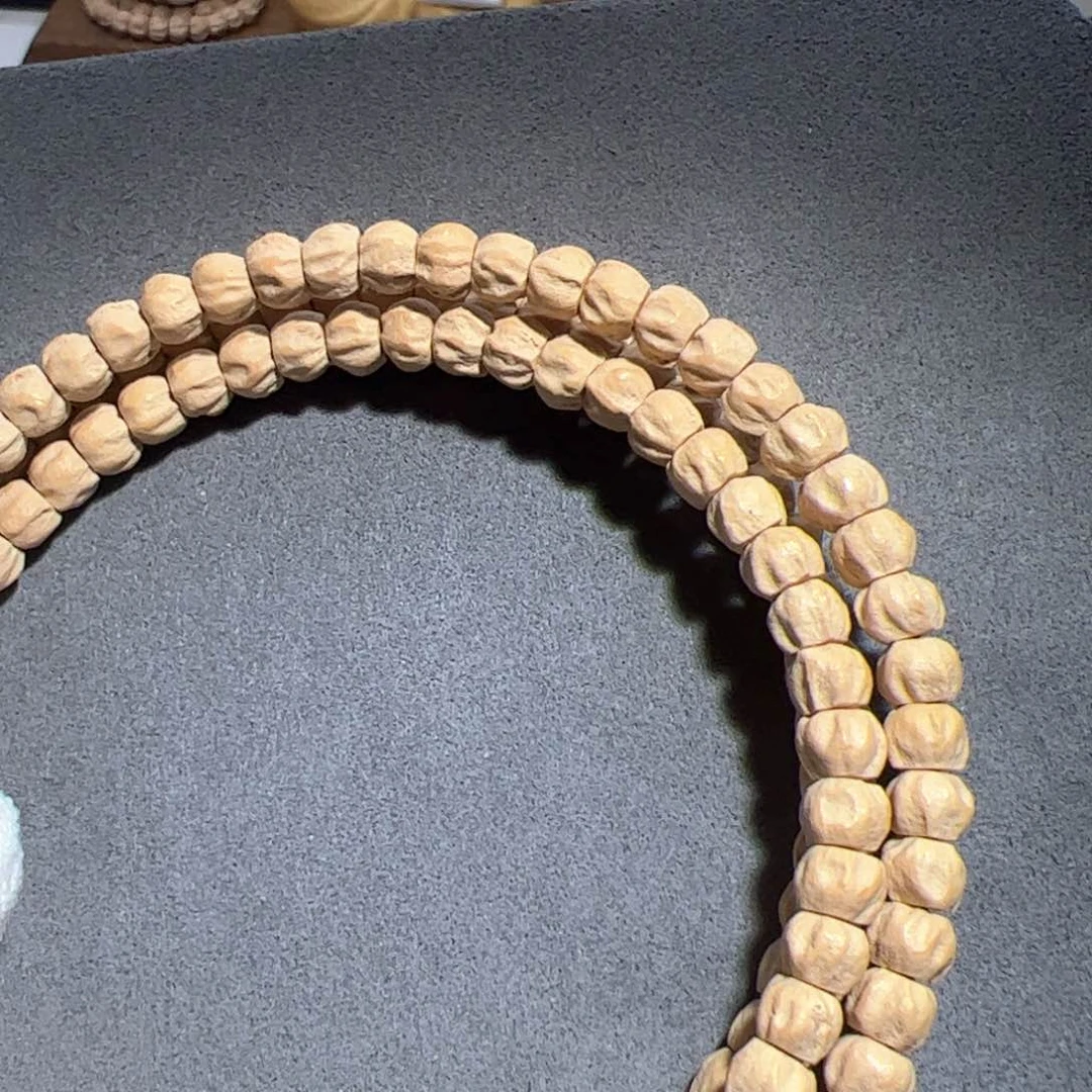 柏香籽/百香籽吊坠郝*玉莲花