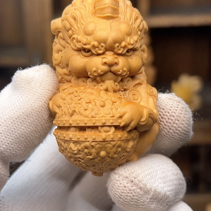 木黄杨木貔貅手把件绳子六公分