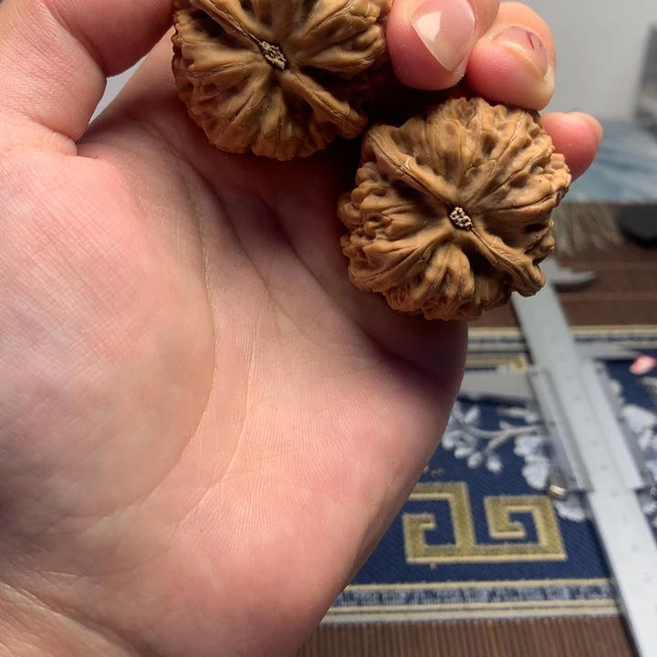 吊坠文玩核桃K*粗筋