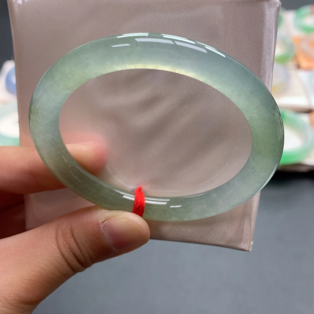 翡翠未镶嵌手镯13号51+圆条冰种橄榄色