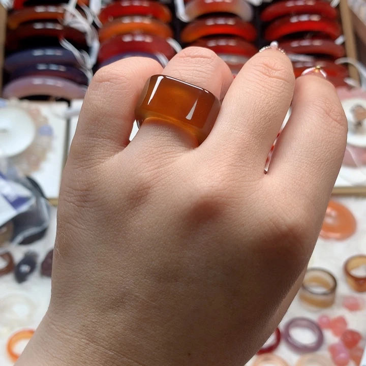 玛瑙/玉髓颈饰未镶嵌?****?