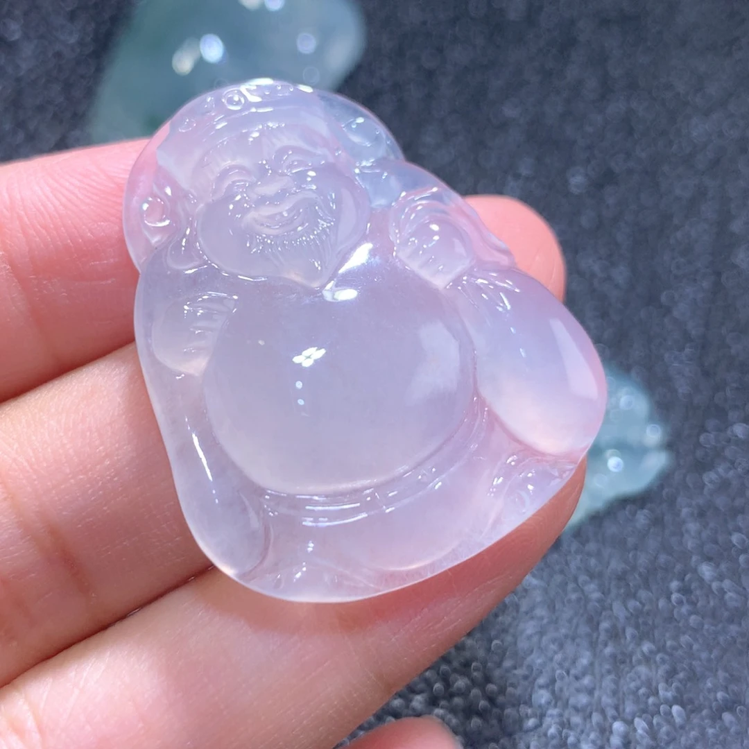 翡翠未镶嵌颈饰缅甸