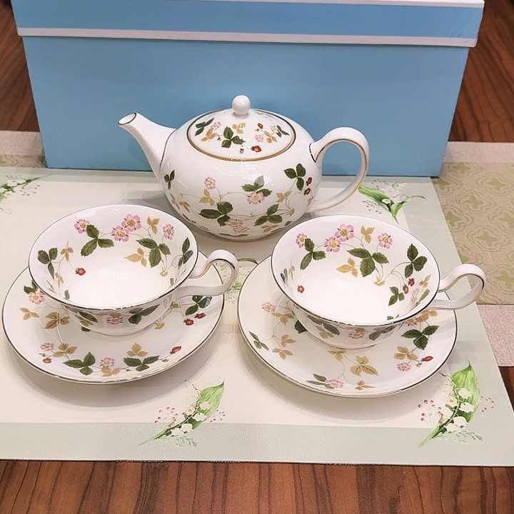 瓷片杯子杯子杯子水杯杯子水杯