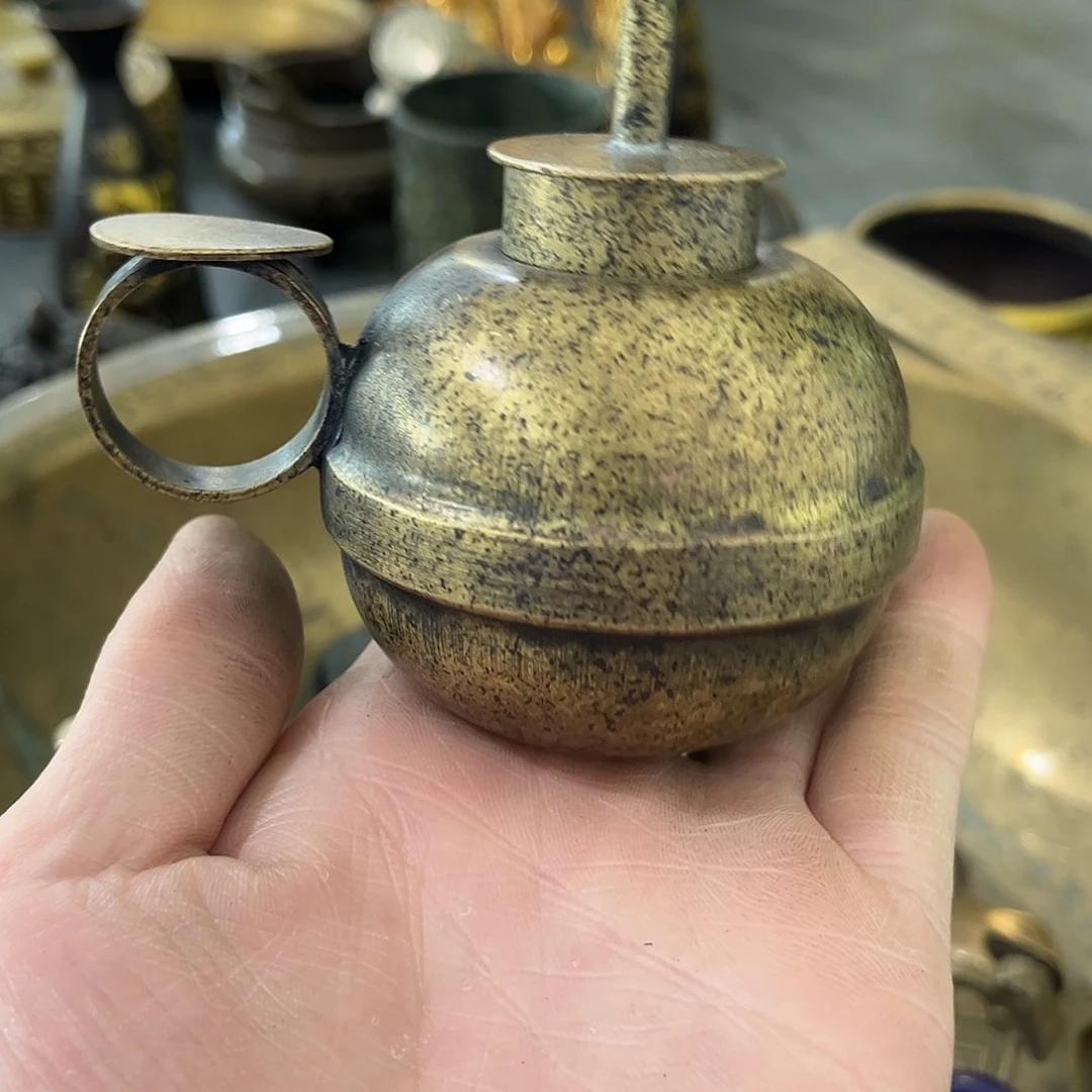明***月闪电购铜摆件工艺品