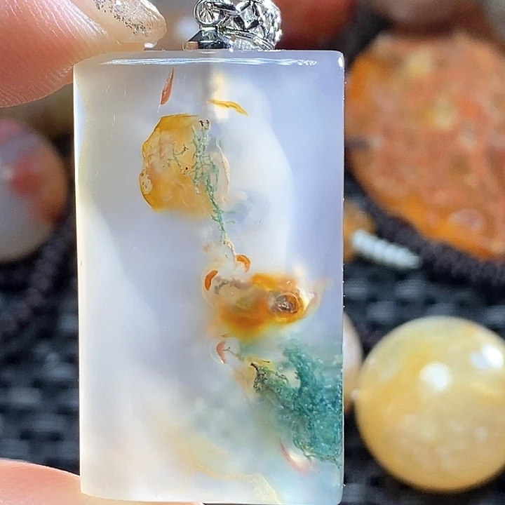 龙***爷玛瑙/玉髓未镶嵌颈饰