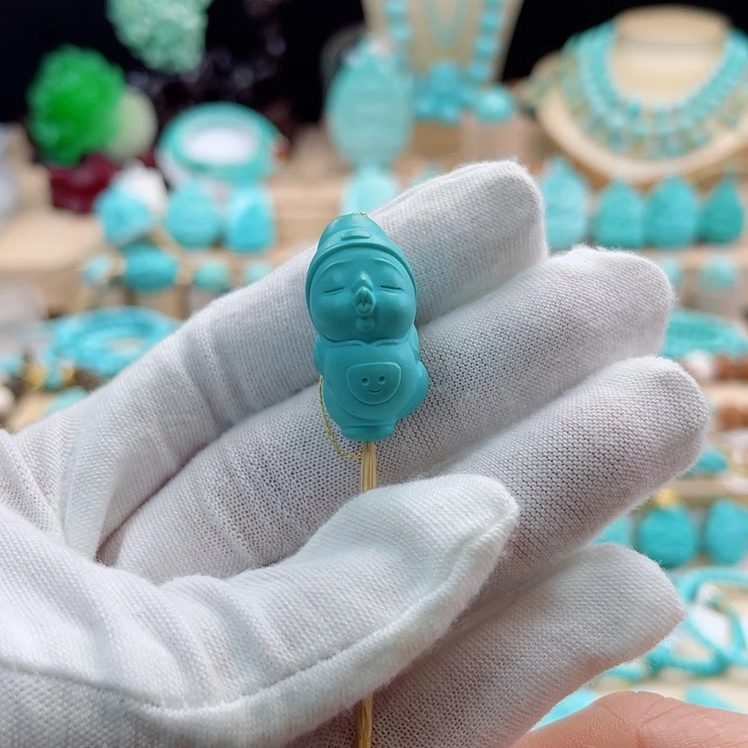 绿松石未镶嵌珠宝奇石