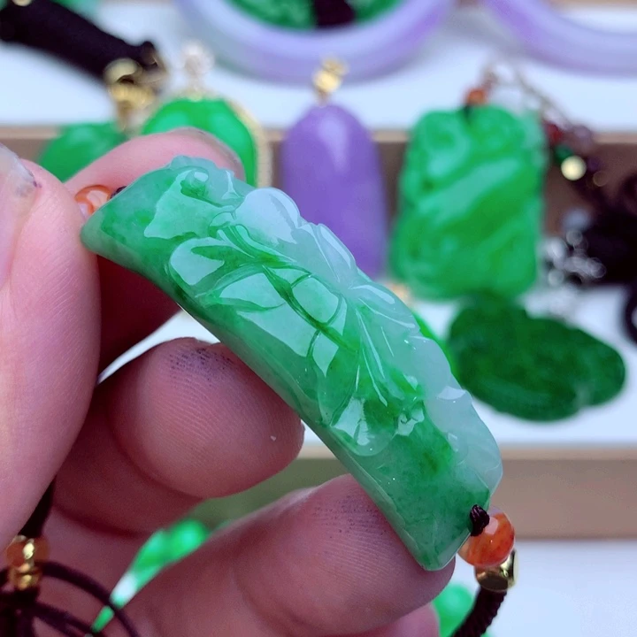 翡翠未镶嵌手链手串