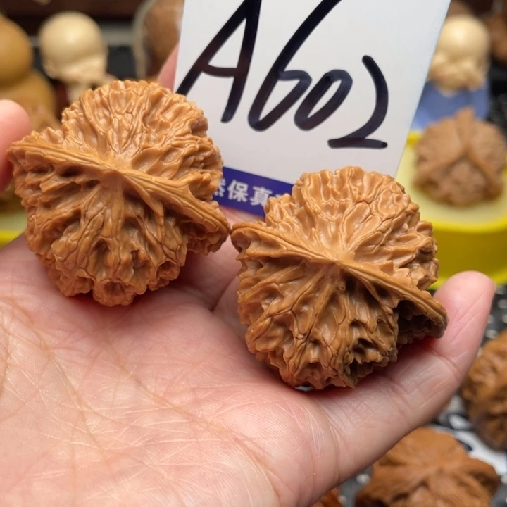 把件桃核苹果园狮子头41