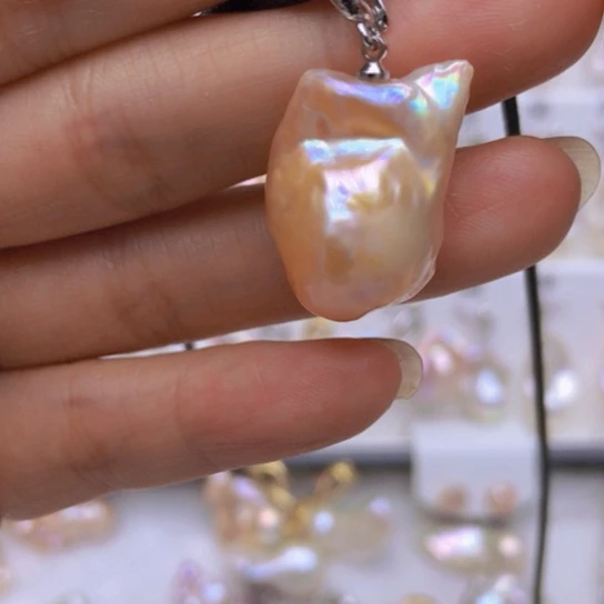 颈饰未镶嵌淡水珍珠