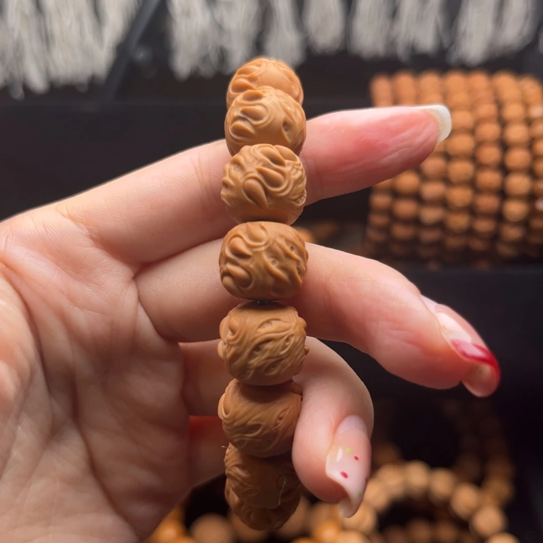 吞噬体验款14左右随机发