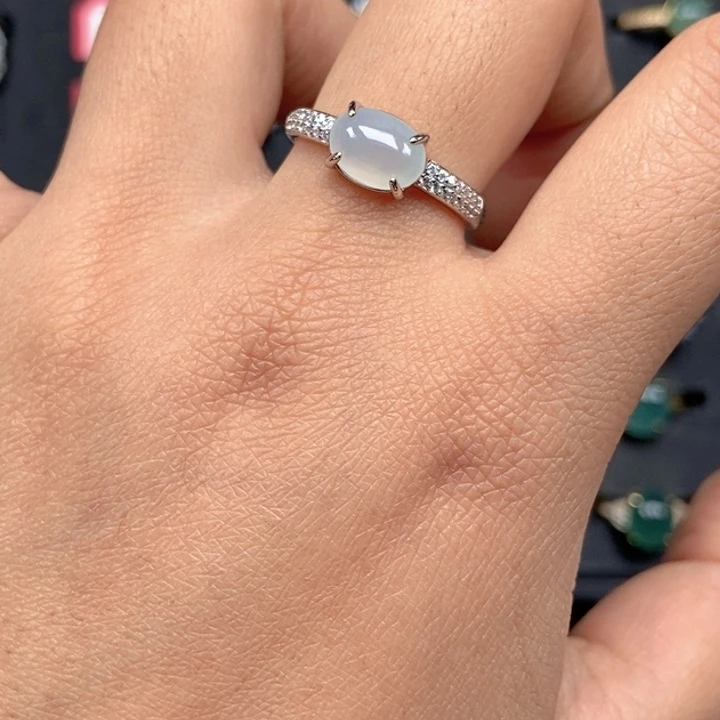 翡翠未镶嵌戒指戒指