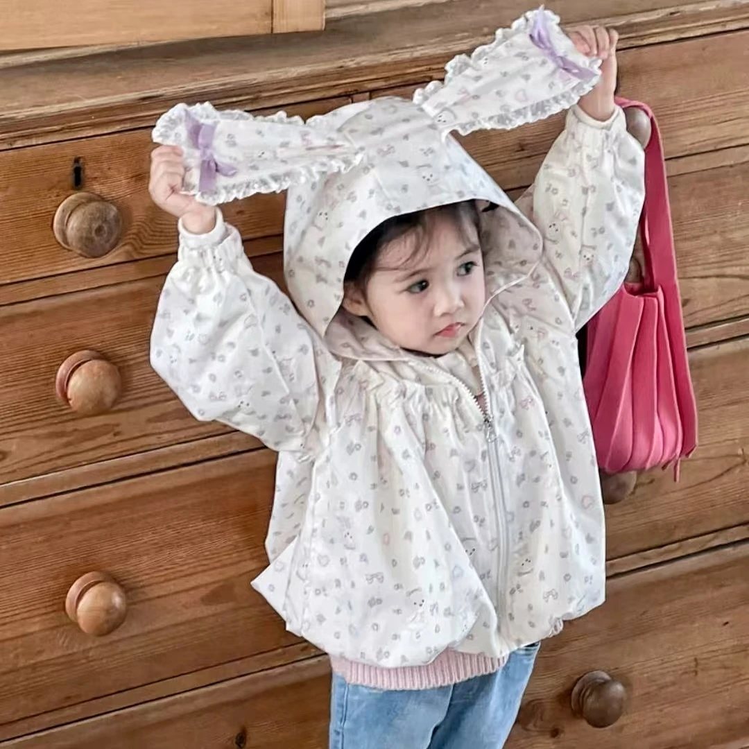 J 儿童春季新款卡通可爱时尚韩版洋气连帽满印兔耳朵印花外套C50