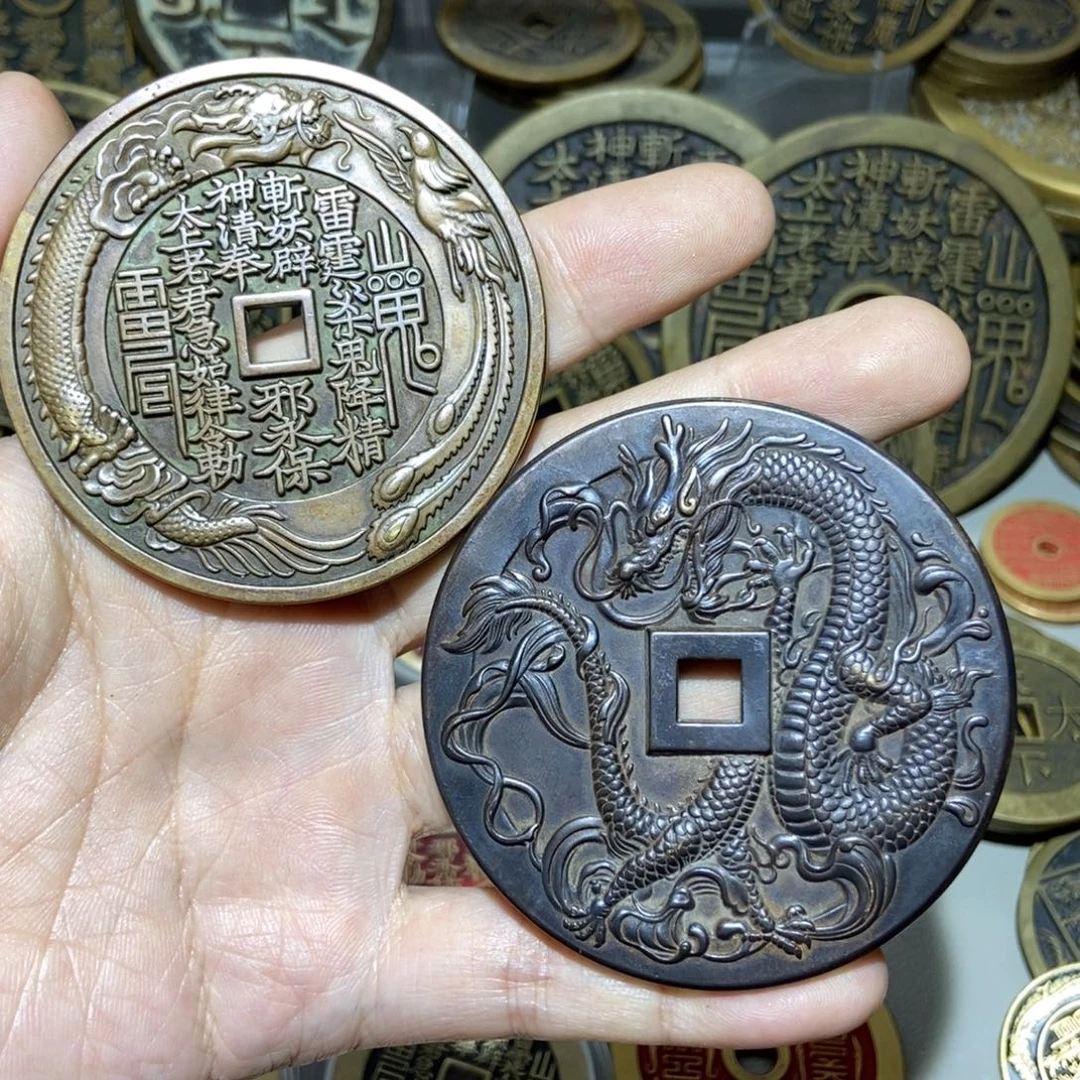 龙***哥铜现代工艺品现代文创品