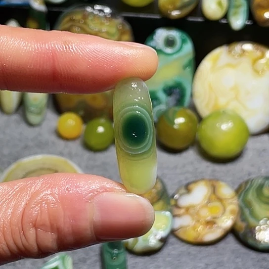 【闪购商品】玛瑙珠宝奇石未镶嵌陶*章