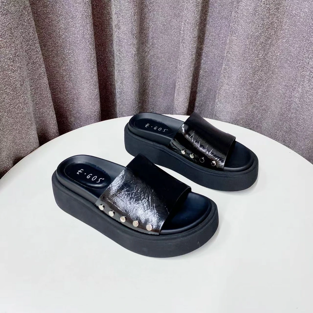 C6072  黑色  夏季时尚2025新款厚底露趾时装拖鞋