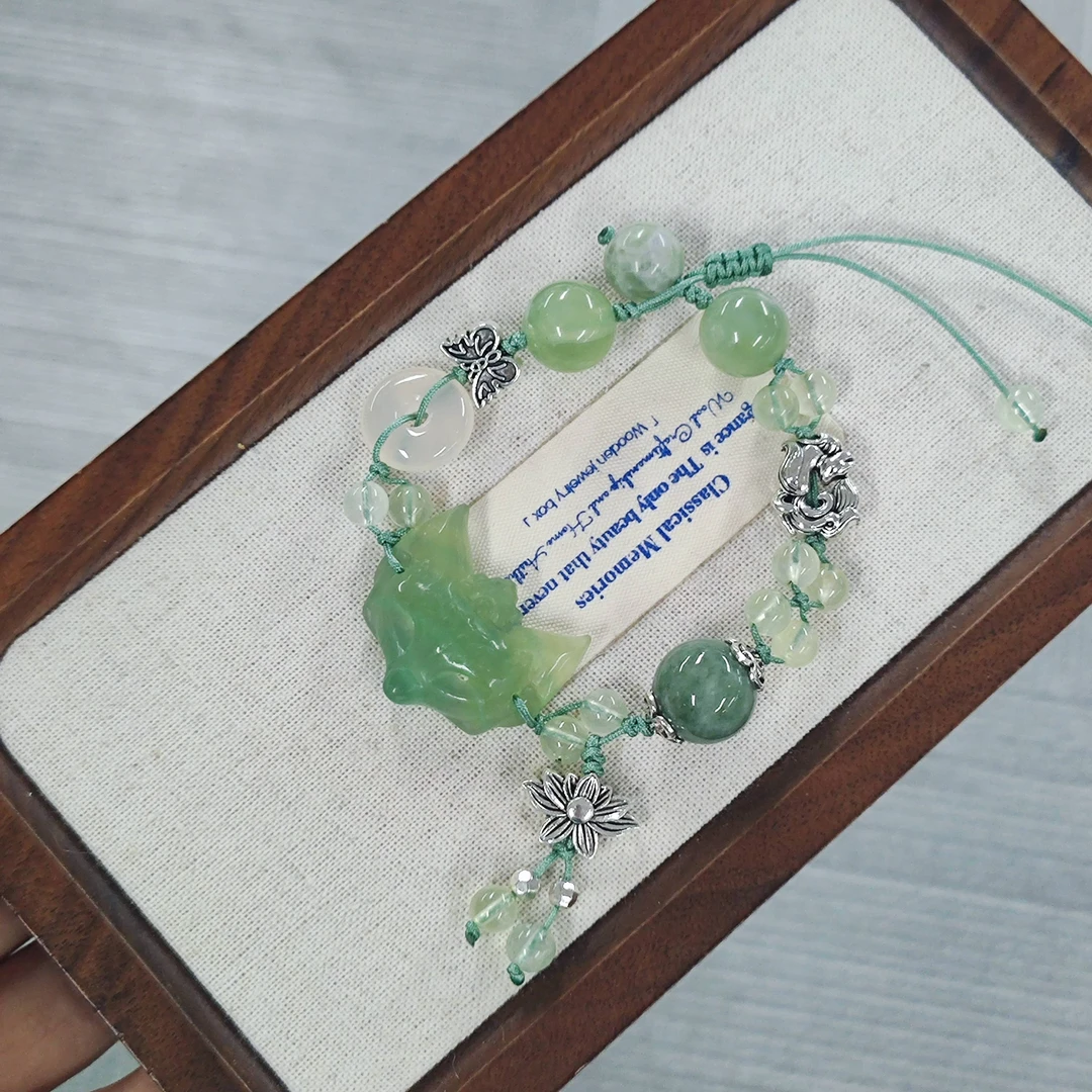 A-1647【遇灵】翡翠圆珠 岫玉 葡萄石  玛瑙 萤石狐狸面具水晶手串