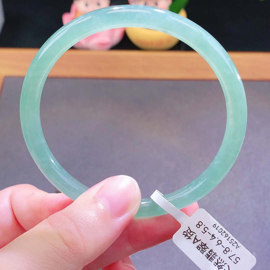翡翠未镶嵌手镯天然翡翠