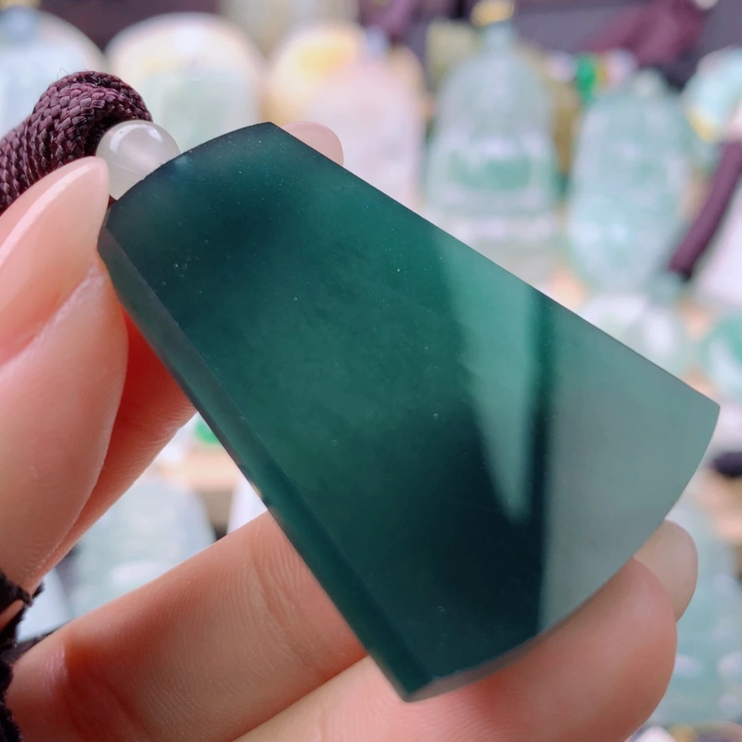 翡翠未镶嵌颈饰翡翠吊坠