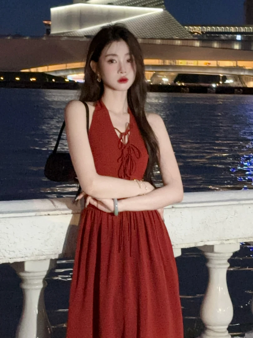 EIA一尧【夏日缪斯】港风复古气质挂脖露背连衣裙显瘦女人法式显白