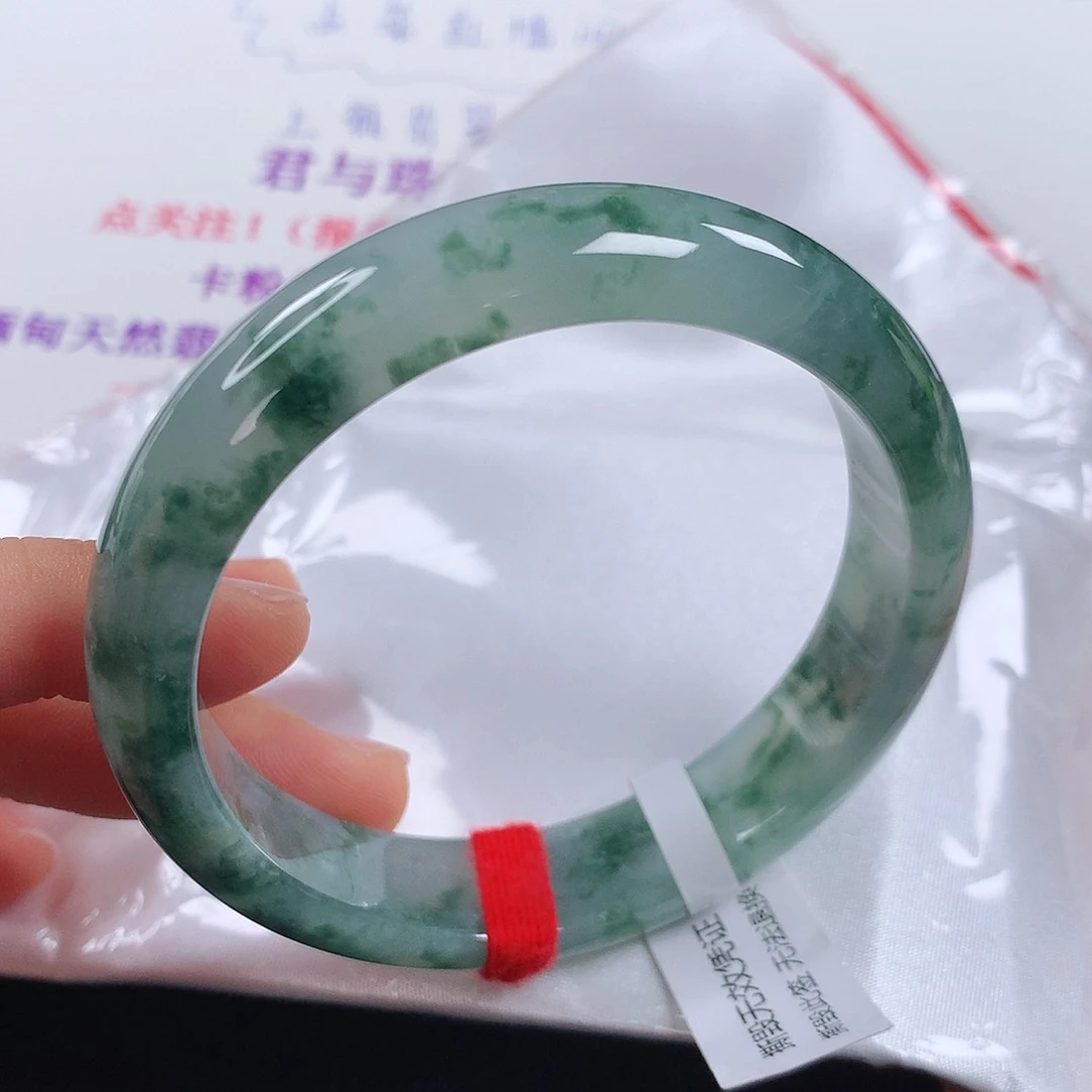 翡翠手镯未镶嵌 正圈①②⑧
