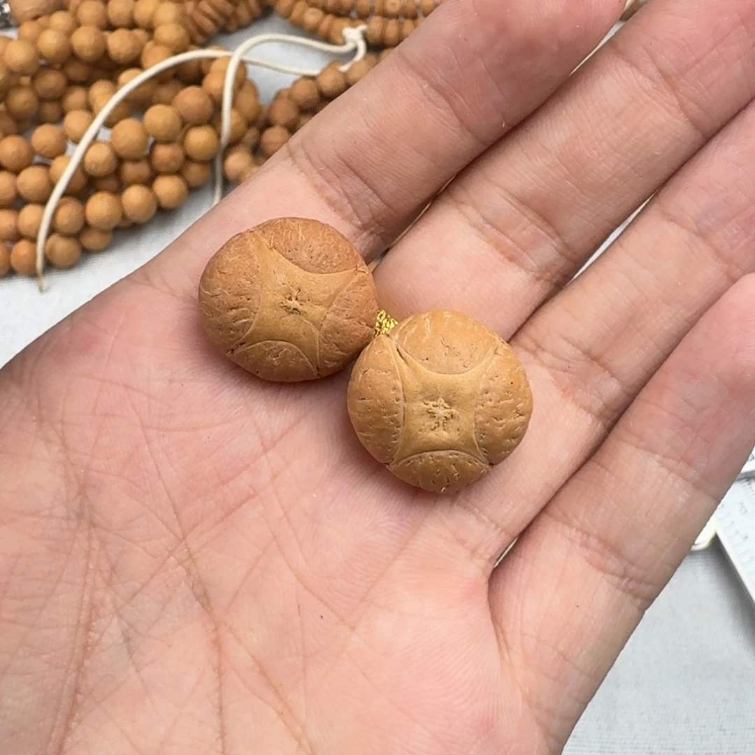 用***4凤眼菩提手串麒麟