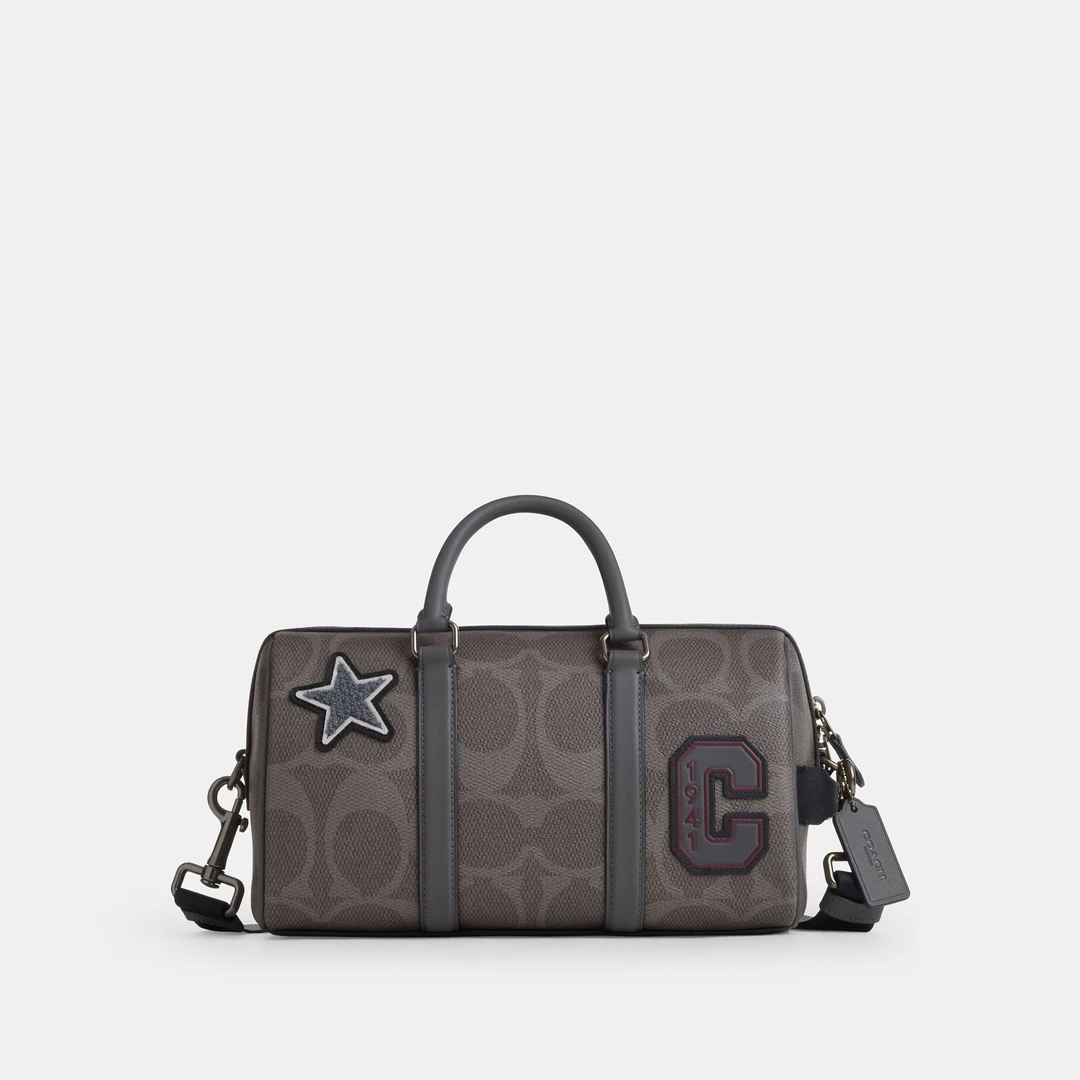 COACH蔻驰大号经典标志贴饰VENTURER 27号行李包CCH10 QBGRM