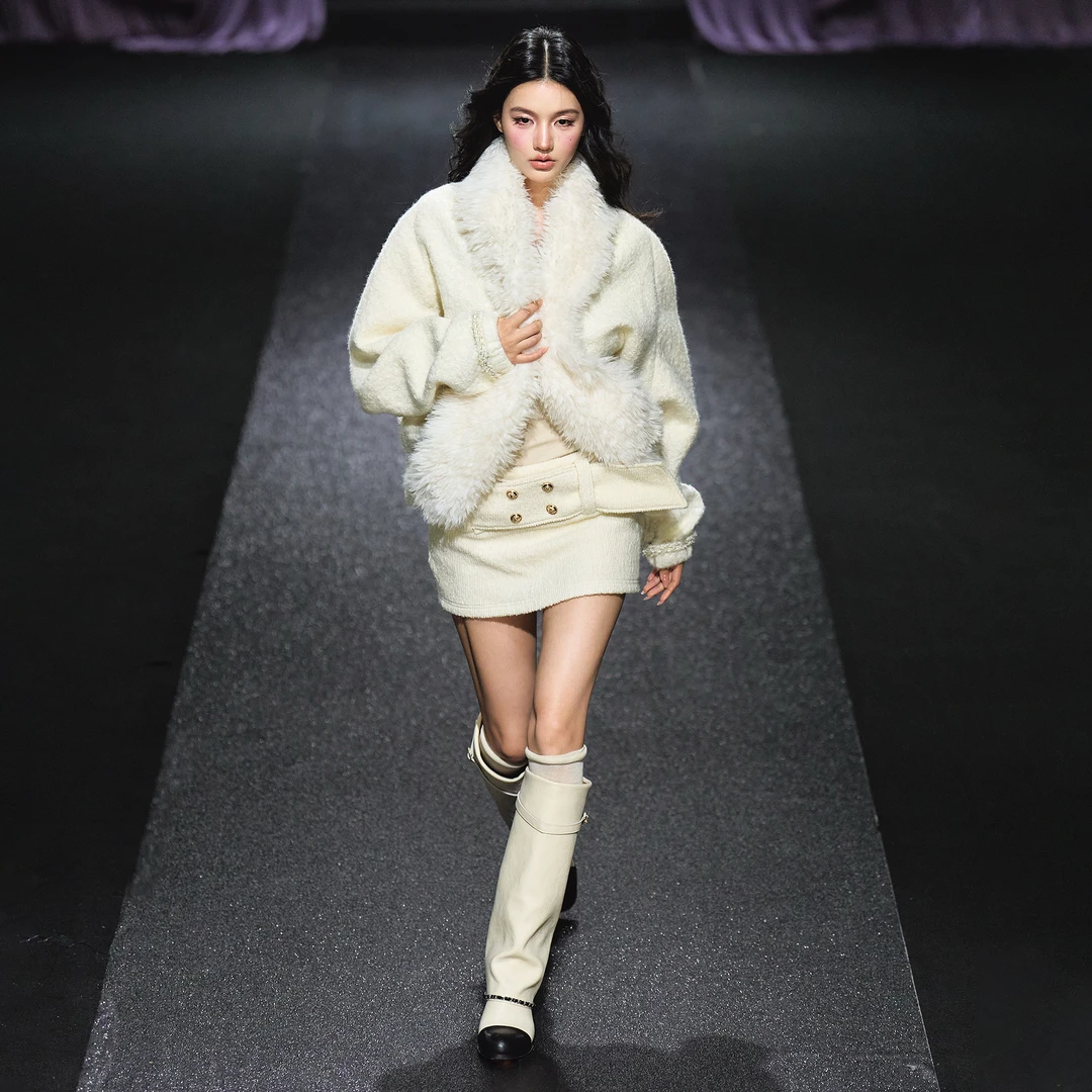 AGAM STUDIO 毛领棉服夹棉加厚保暖拼接小香织带外套+毛呢包臀裙