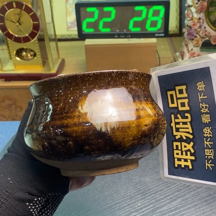 摆件有瑕疵有瑕疵