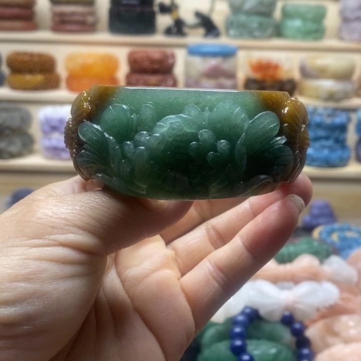 未镶嵌手镯石英质玉