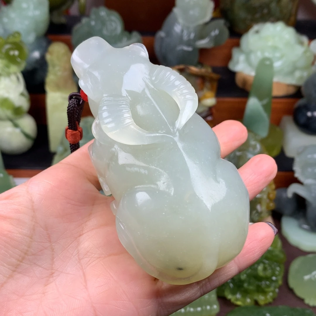 岫玉未镶嵌手把件