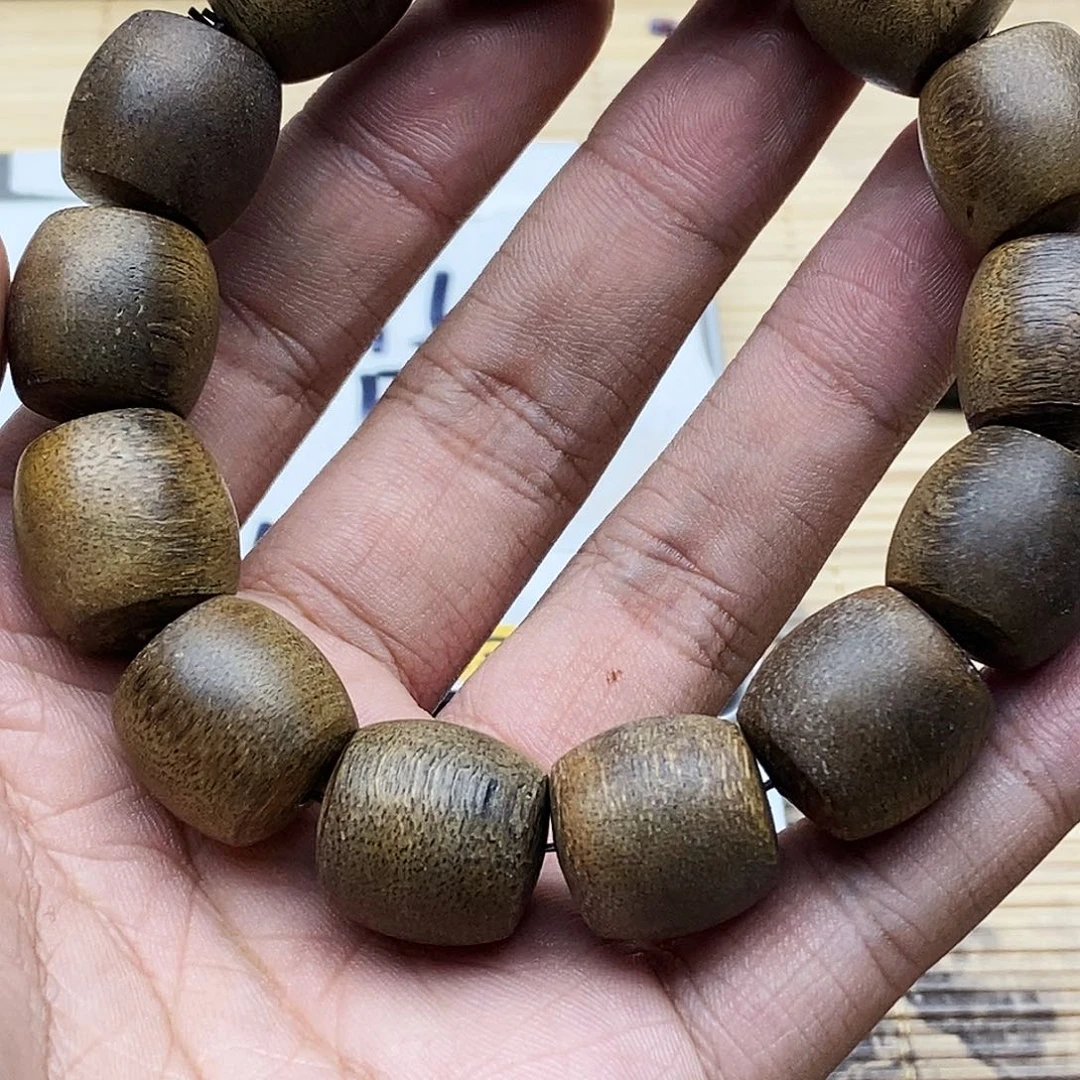 沉香碎屑沉香莺歌绿