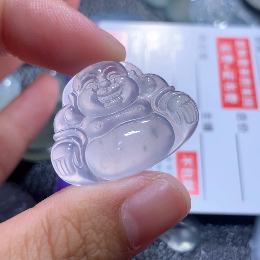 翡翠未镶嵌颈饰缅甸