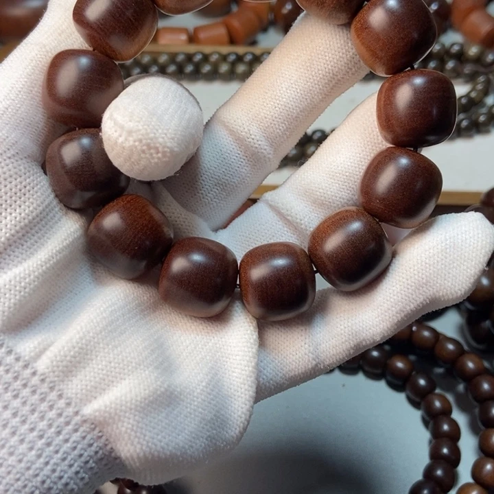 @***儿檀香木老山檀香檀香王1.7*1.8，焦糖