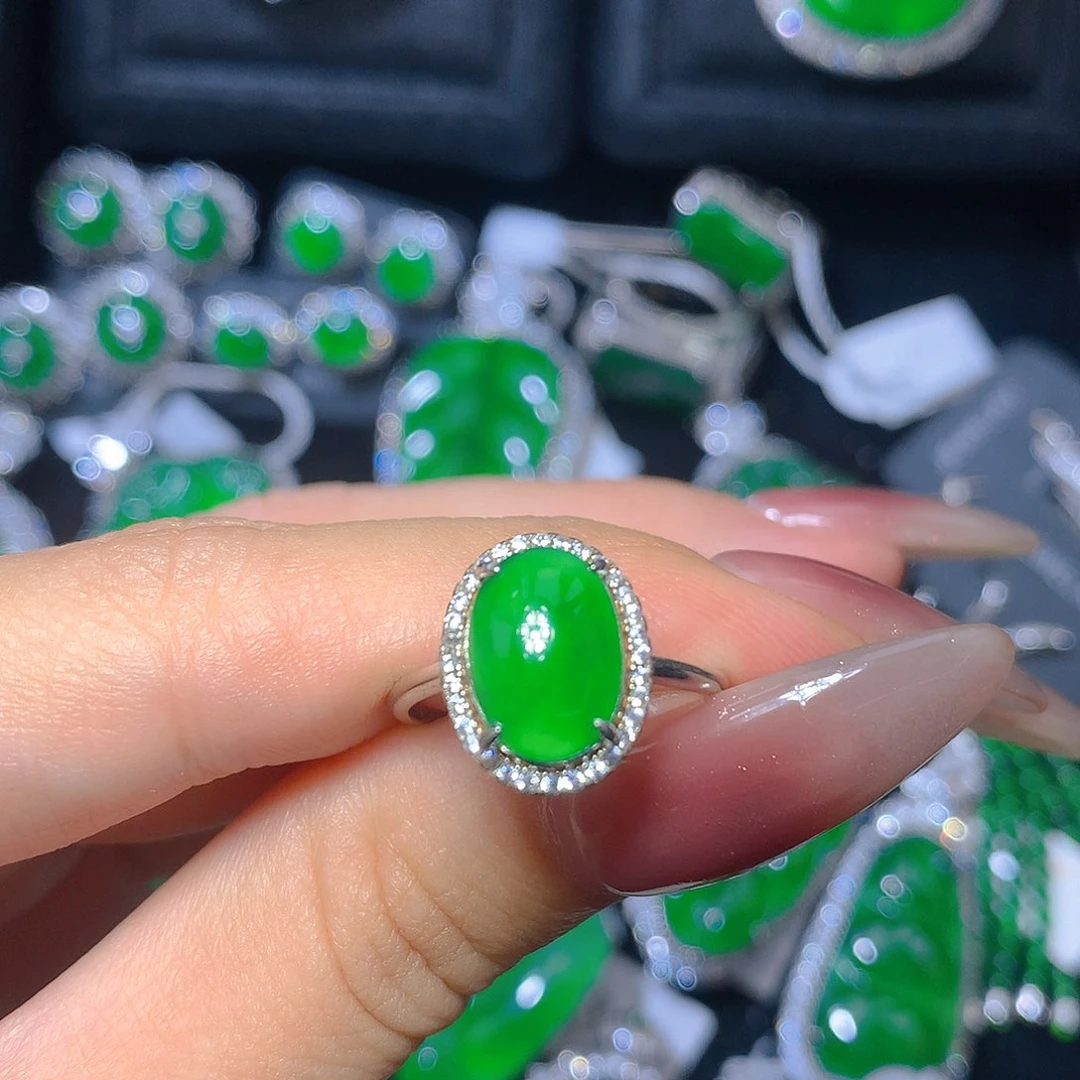 翡翠颈饰银S925镶嵌翡翠