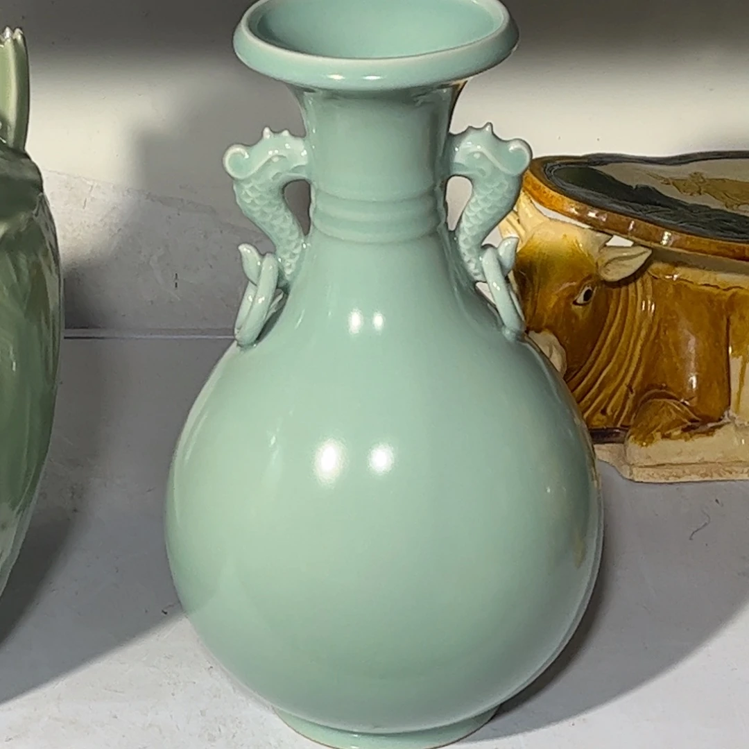 瓶金*城龙泉青瓷品相完美