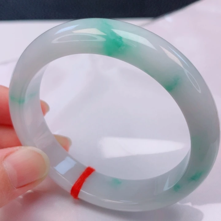 翡翠未镶嵌手镯56。57