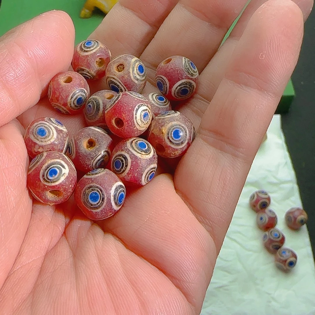 透闪石质玉未镶嵌挂件缘****金