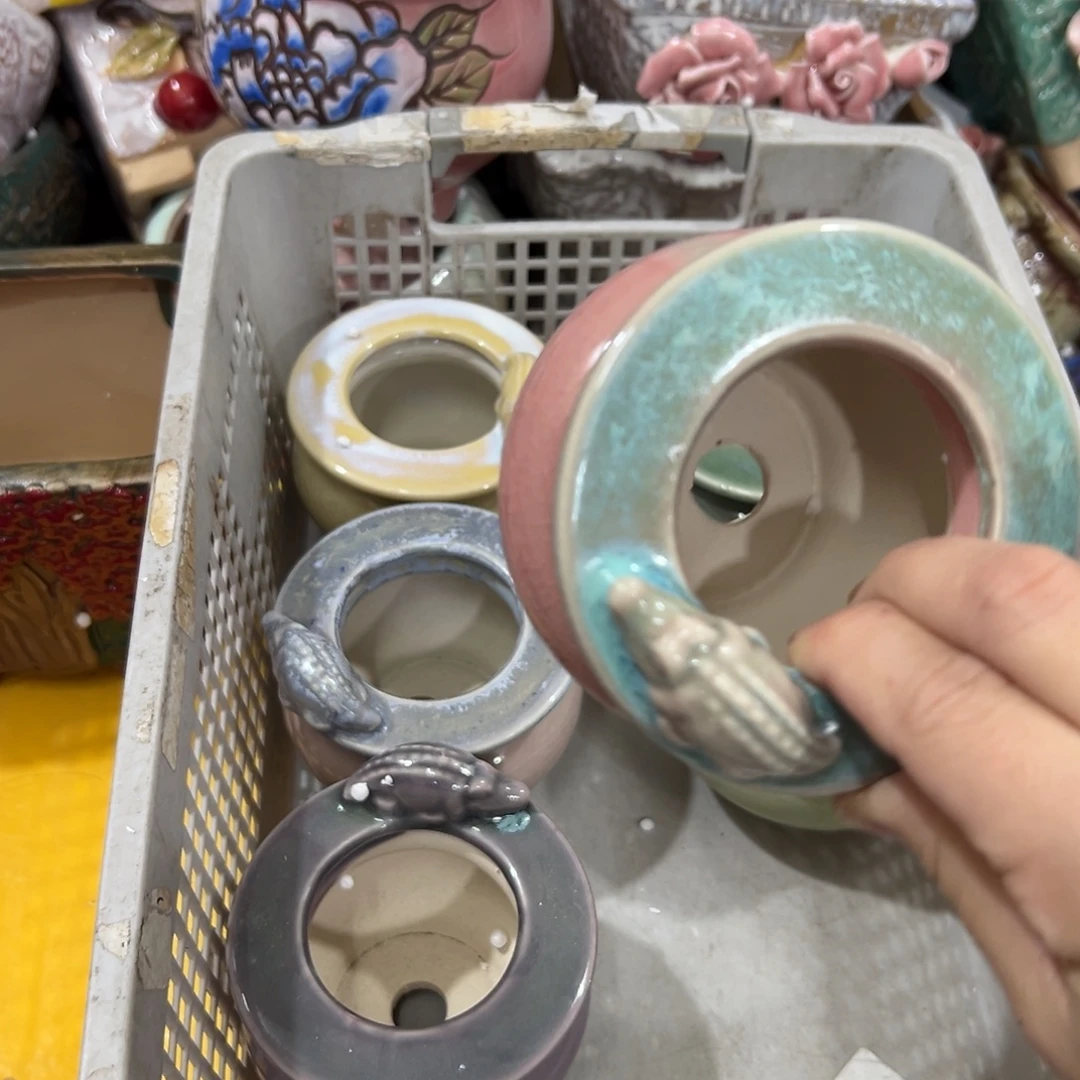 511 花盆拍满20元发货，退款拉黑