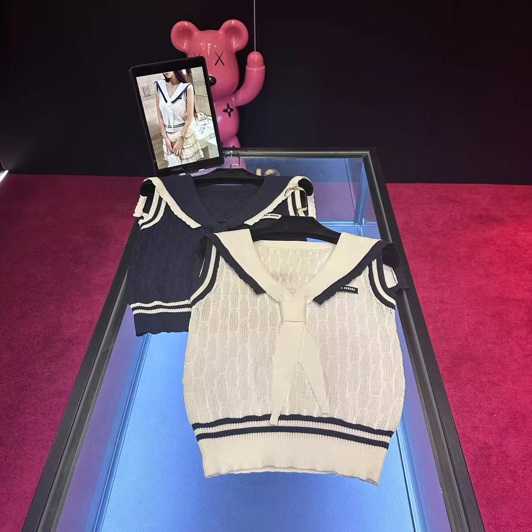 G891新款时尚通勤气质设计师背心轻奢休闲女士