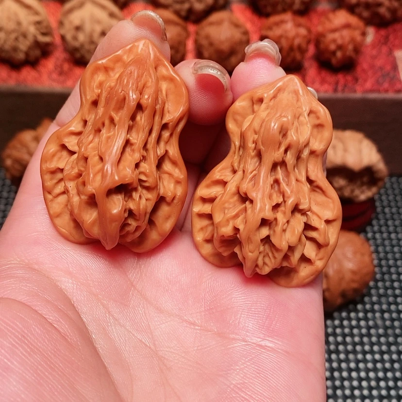 【闪购商品】文玩核桃吊坠星*A葫芦