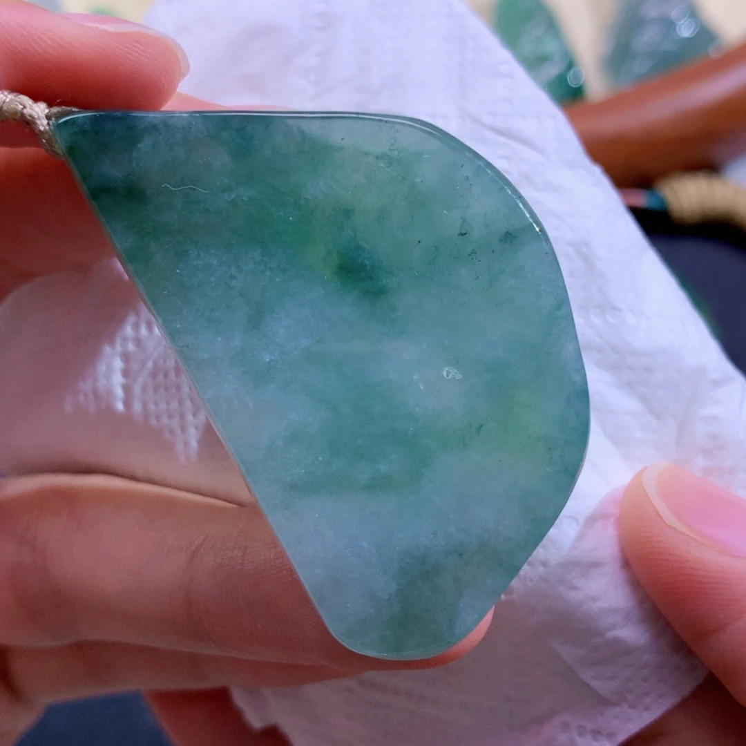 【闪购商品】颈饰未镶嵌翡翠