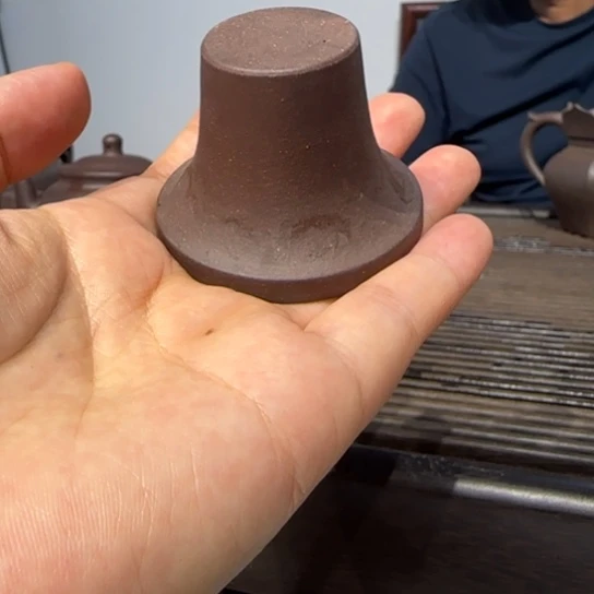 紫砂四号井紫泥盖置泥料体验四号井紫泥盖置泥料体验