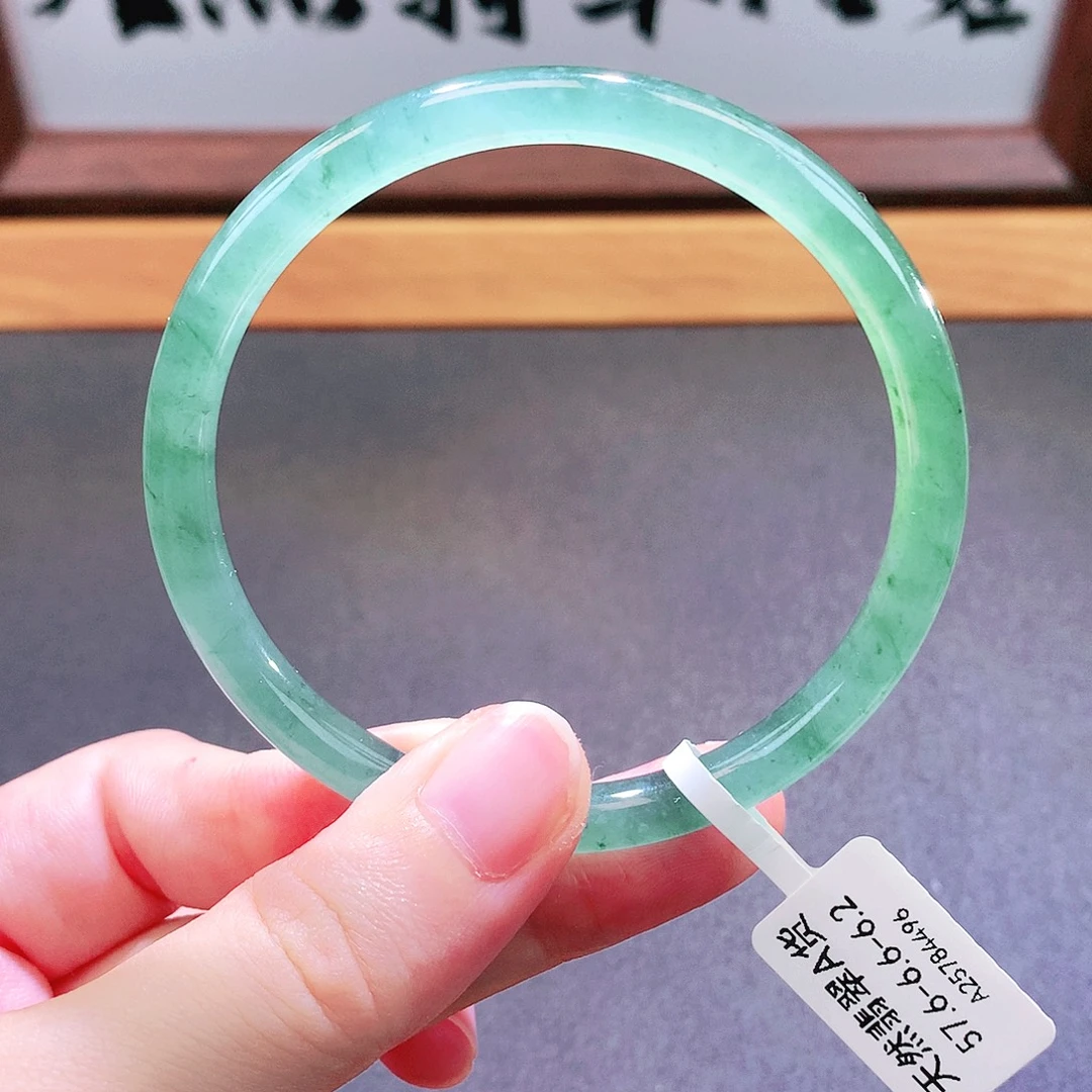 翡翠未镶嵌手镯天然翡翠