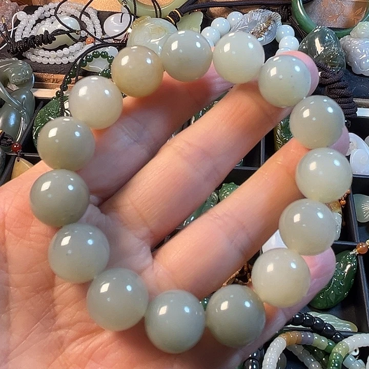 和田玉未镶嵌手串