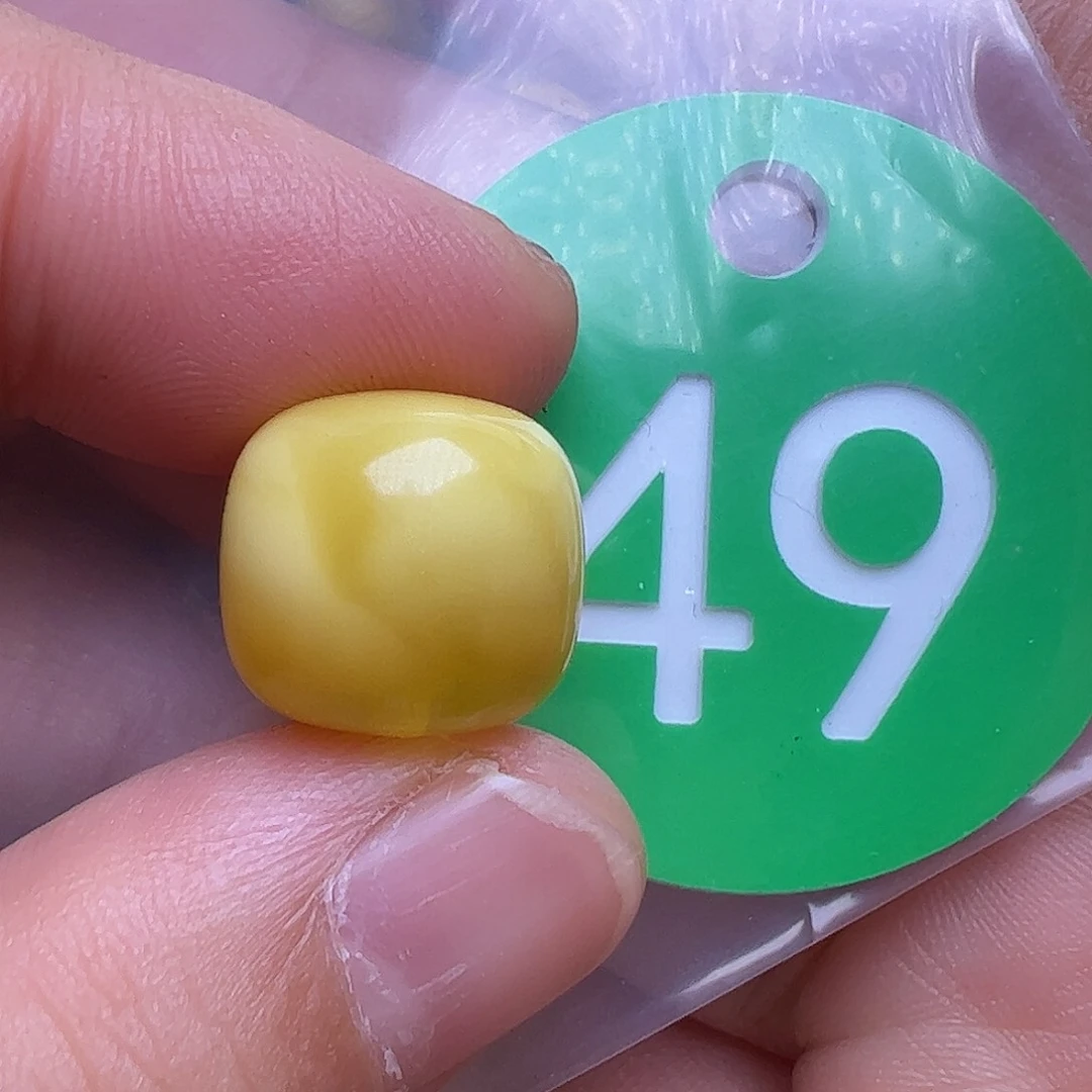 蜜蜡未镶嵌珠宝奇石13.5m m