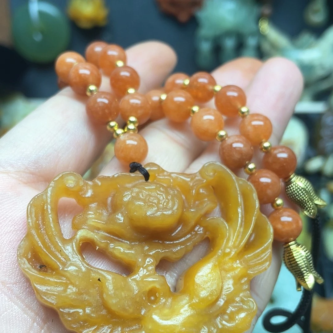 未镶嵌蛇纹石玉颈饰