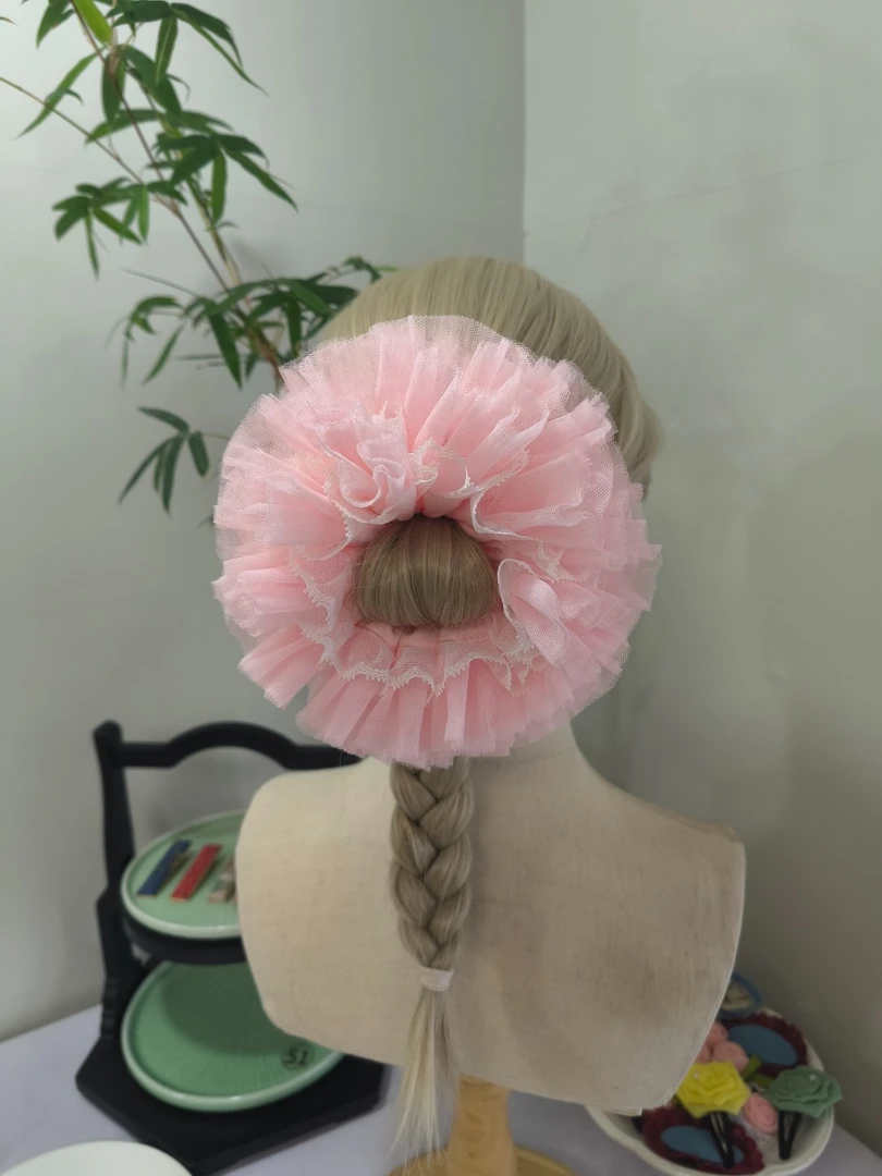浅粉色蓬松四层莎莎发圈头饰