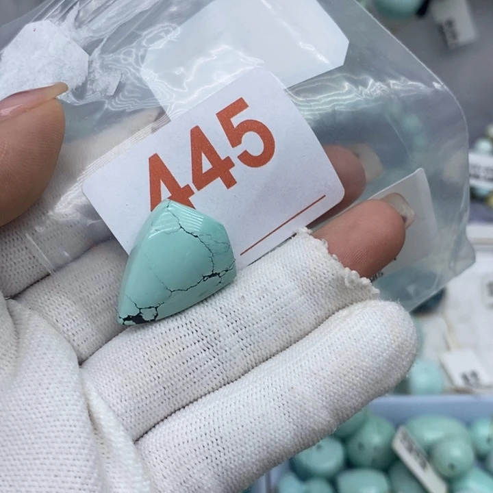 未镶嵌绿松石珠宝奇石白*一