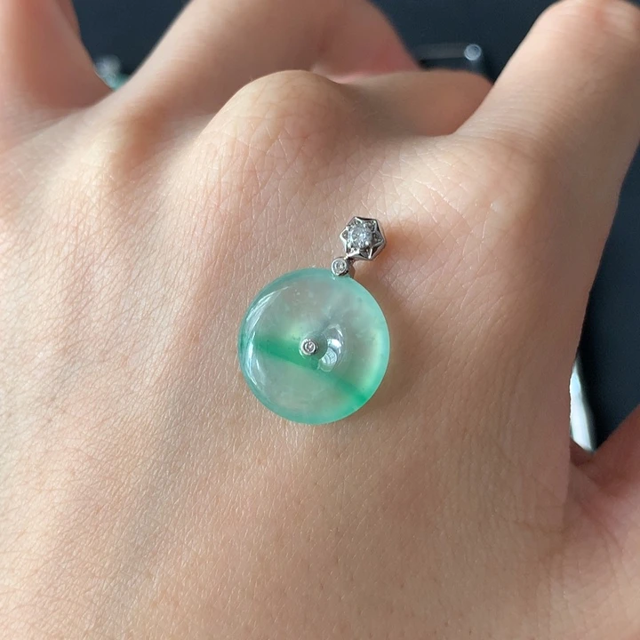 翡翠18K金镶嵌吊坠(不含链)