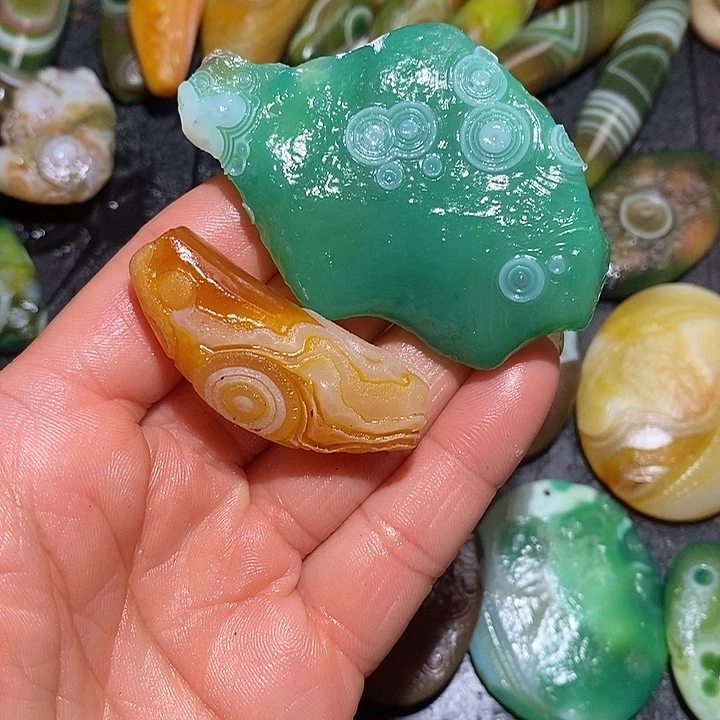 静****玛瑙/玉髓合金颈饰